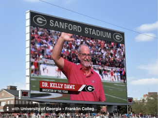 Kelly on Sanford screen