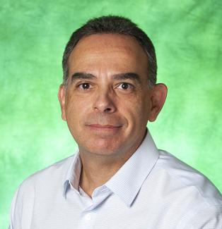 Headshot of Mauricio Antunes