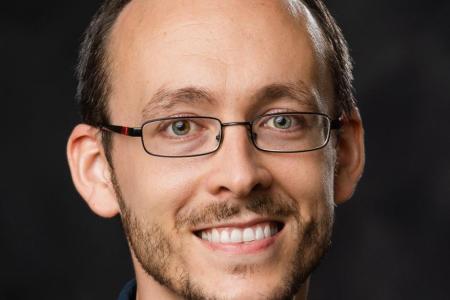 Headshot of Ryan Folk